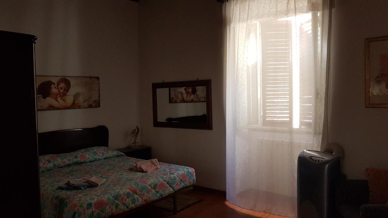 Casa Vacanze Yuli Roma Dış mekan fotoğraf